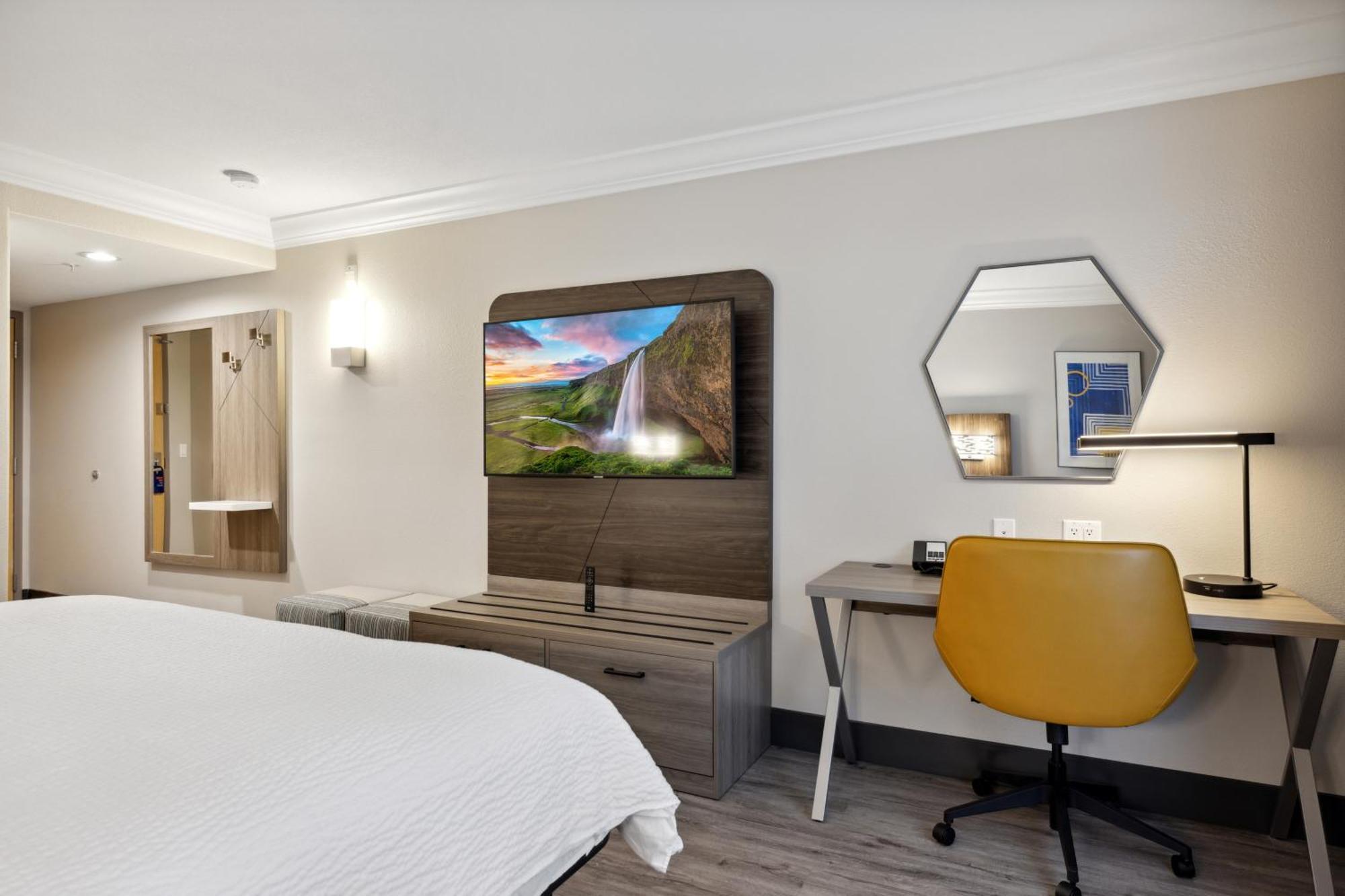 Holiday Inn Express Hotel & Suites Vacaville By Ihg Exterior foto